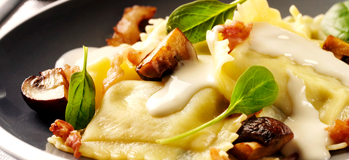 Ravioli met spinazie, kastanjechampignons en blauwschimmelkaas