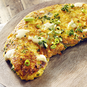 Rijkgevulde kaasomelet met groenten