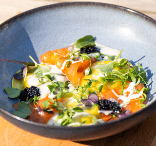 Ravioli van asperges met gerookte zalm en ERU Goudkuipje Naturel