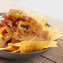 3x Nachos mit Cheddar-Käse