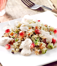 Salade de quinoa aux lentilles, vinaigrette au fromage de chèvre