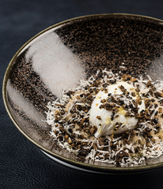 Truffle risotto with poached Hoeve egg and Parmesan